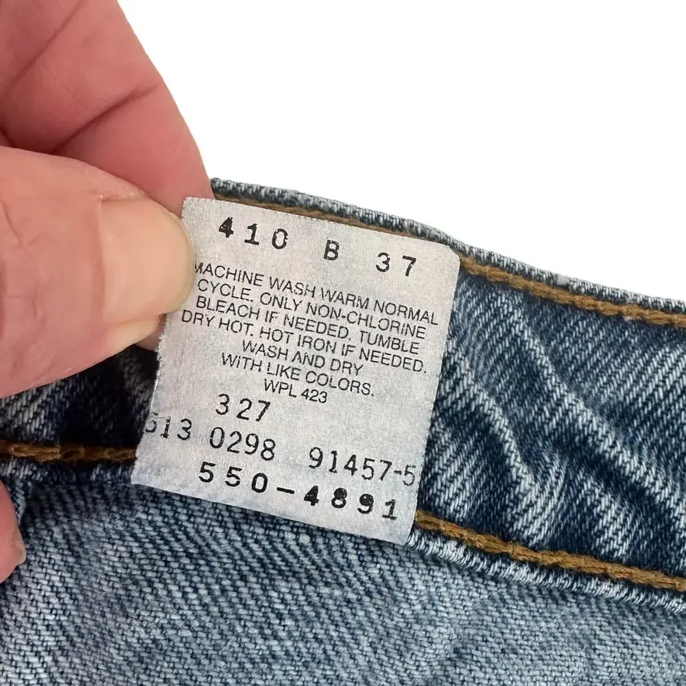 Vtg 90s Levis Jeans 550 Relaxed Fit Cotton Light Wash Blue Denim Mens W36 L34